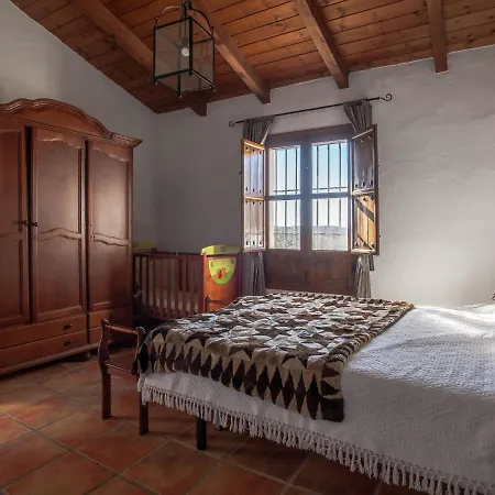 Belvilla By Oyo Casa La Herradura * Villanueva de la Concepcion